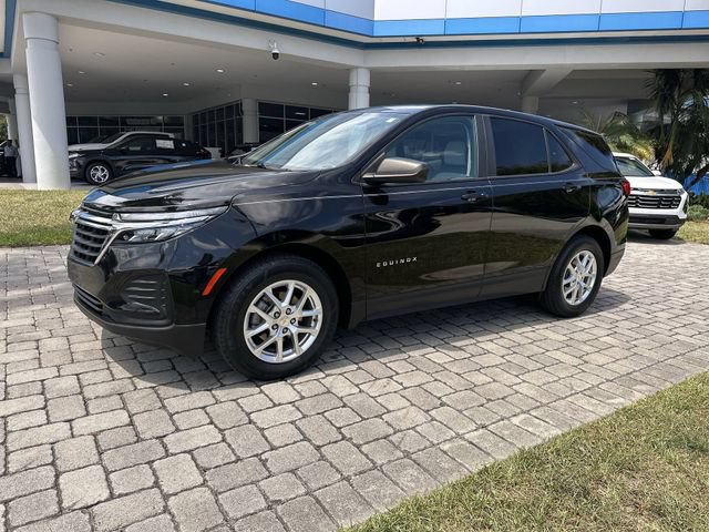 Used 2022 Chevrolet Equinox LS w/ LS Convenience Package FWD image 21