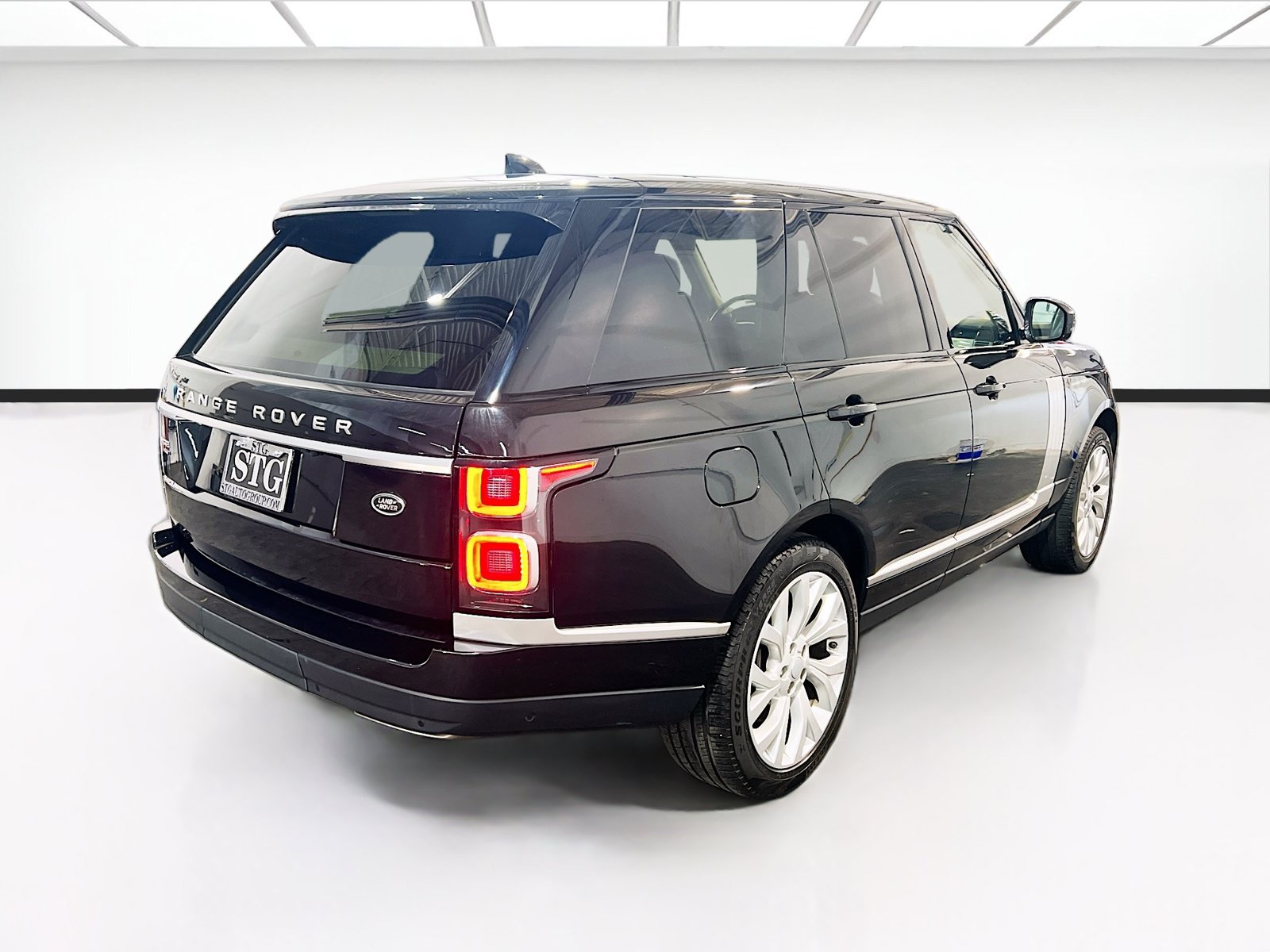 Used 2021 Land Rover Range Rover P525 Westminster Edition AWD/4WD image 4