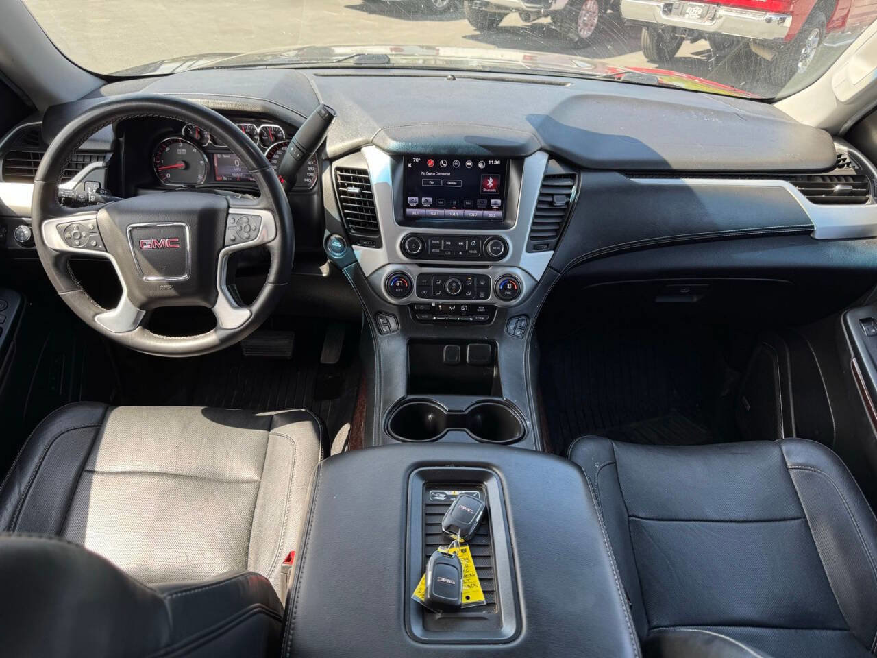 Used 2016 GMC Yukon XL SLT w/ Open Road Package AWD/4WD image 22