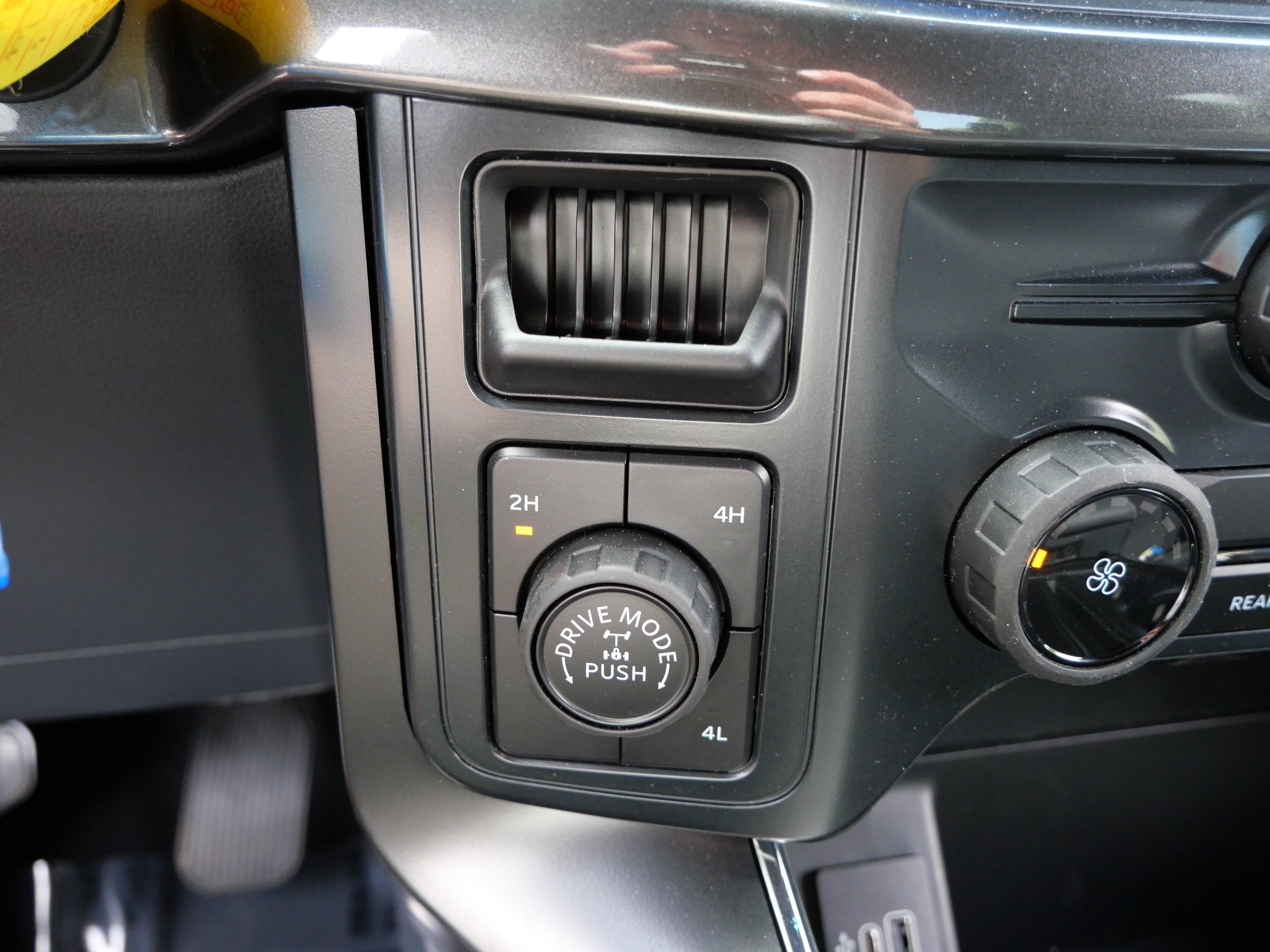 Used 2026 Ford F150 STX w/ Equipment Group 200A AWD/4WD image 30