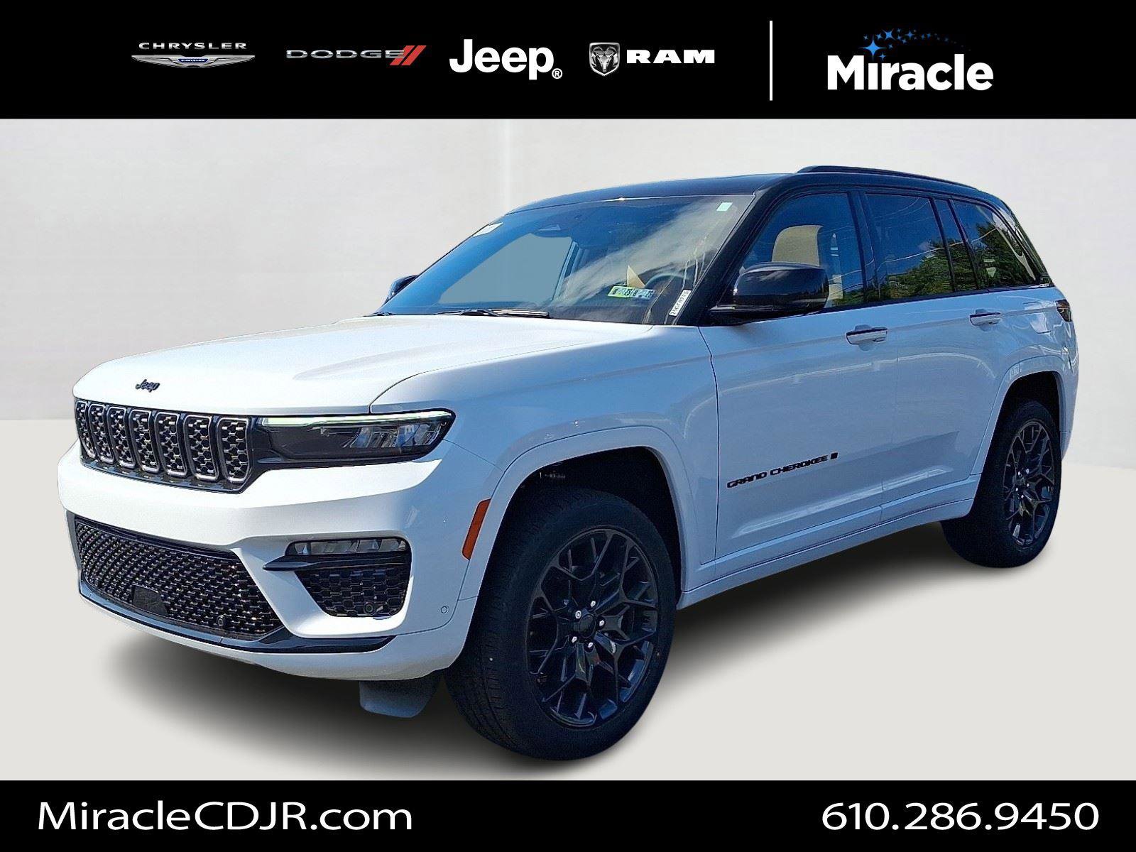 New 2025 Jeep Grand Cherokee Summit image 2