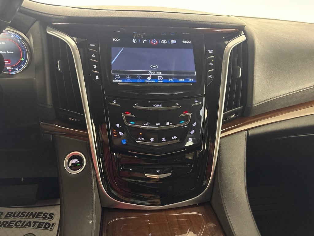 Used 2020 Cadillac Escalade 2WD image 24