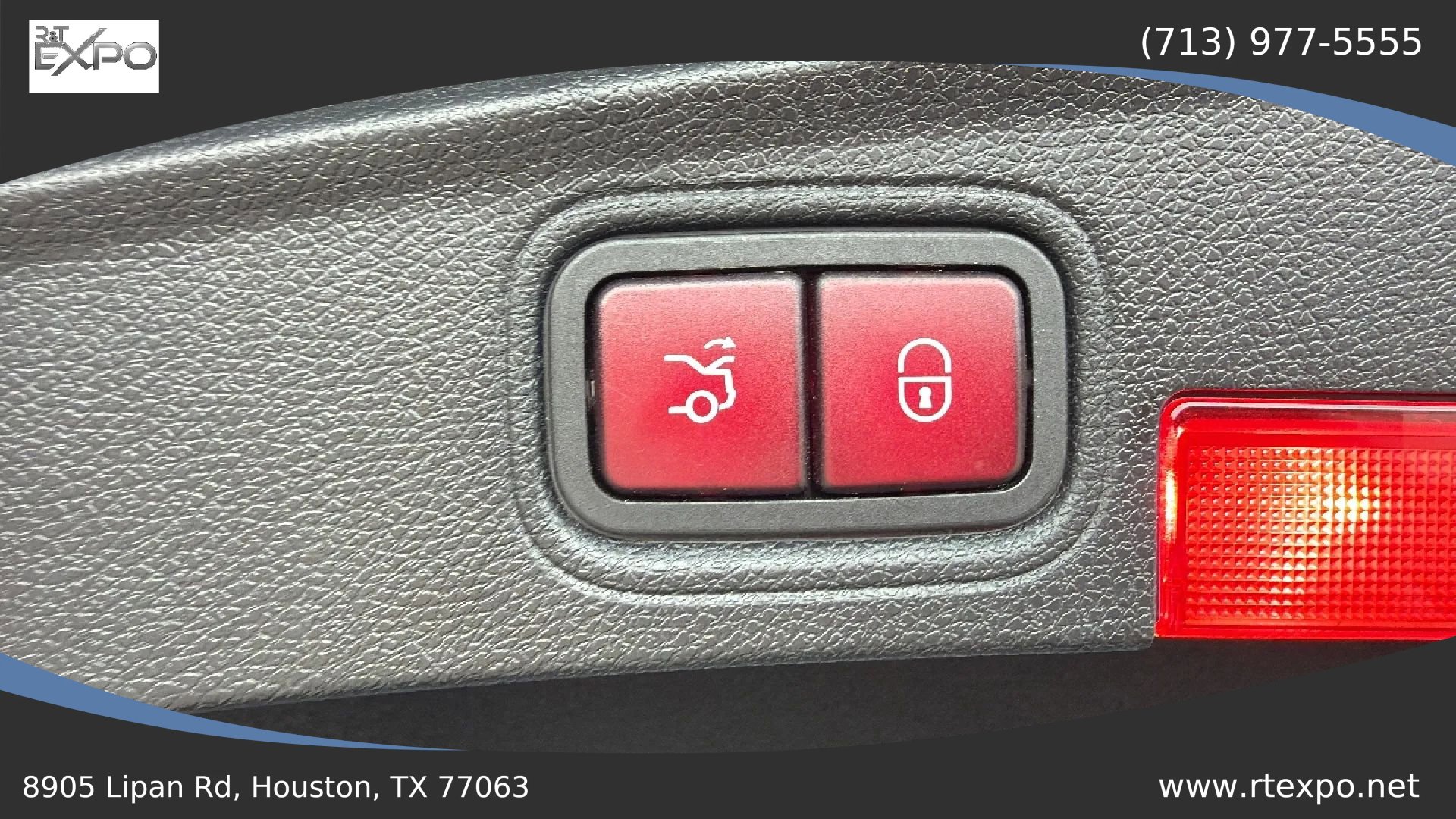 Used 2017 Mercedes-Benz C 300 4MATIC Coupe image 31