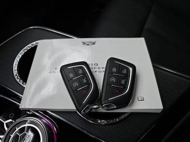 Used 2024 Cadillac Lyriq Sport AWD/4WD image 47