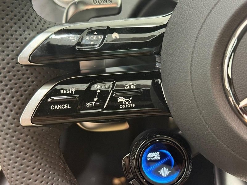 New 2026 Mercedes-Benz E 53 AMG e 4MATIC Sedan image 11