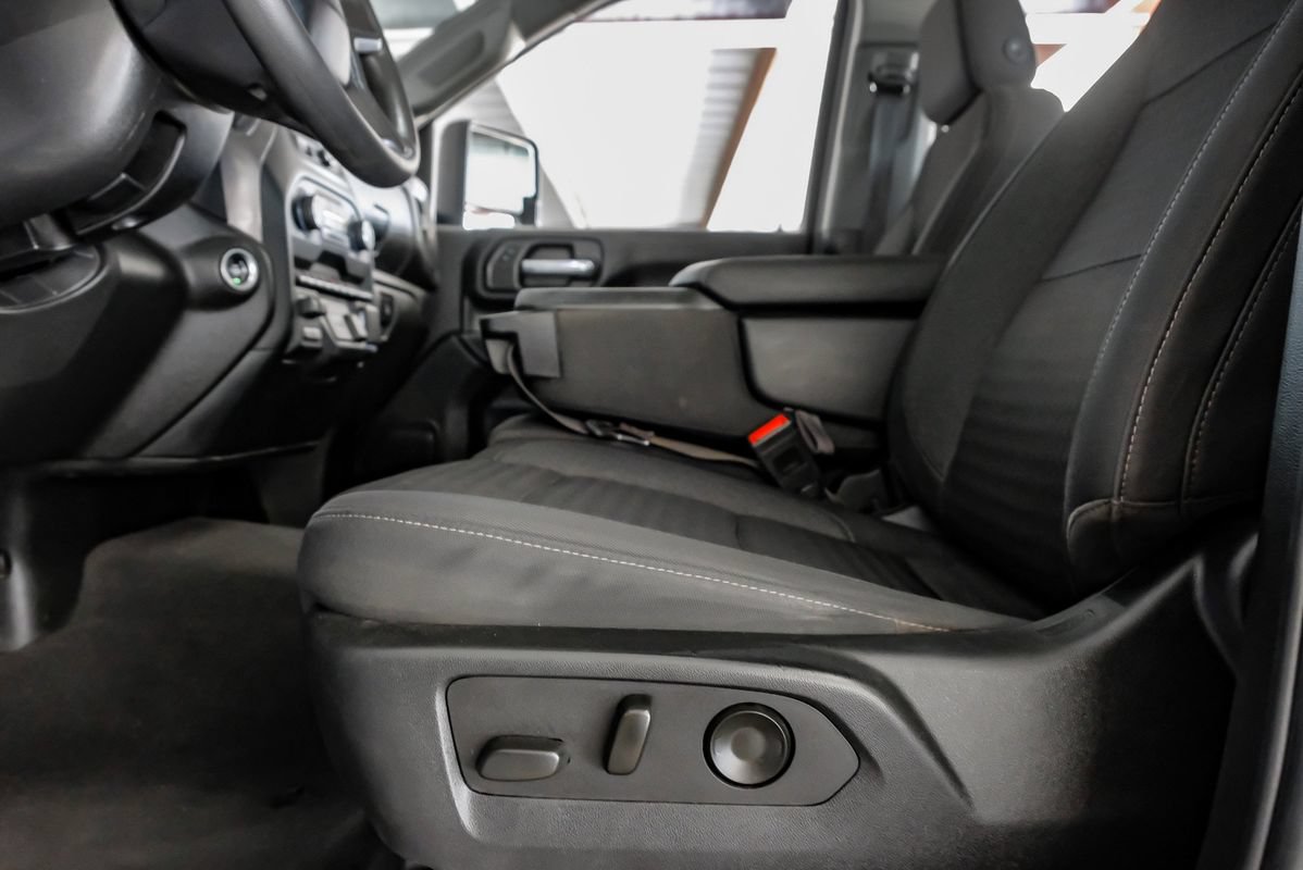 Used 2024 Chevrolet Silverado 2500 Custom w/ Custom Value Package AWD/4WD image 31