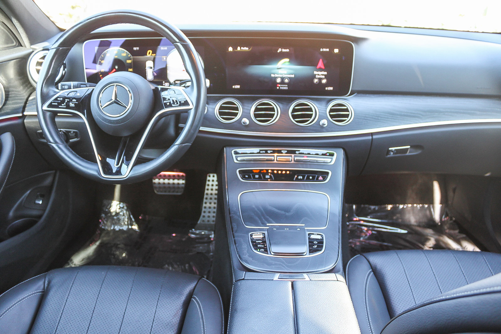 Used 2022 Mercedes-Benz E 450 4MATIC All-Terrain Wagon image 16