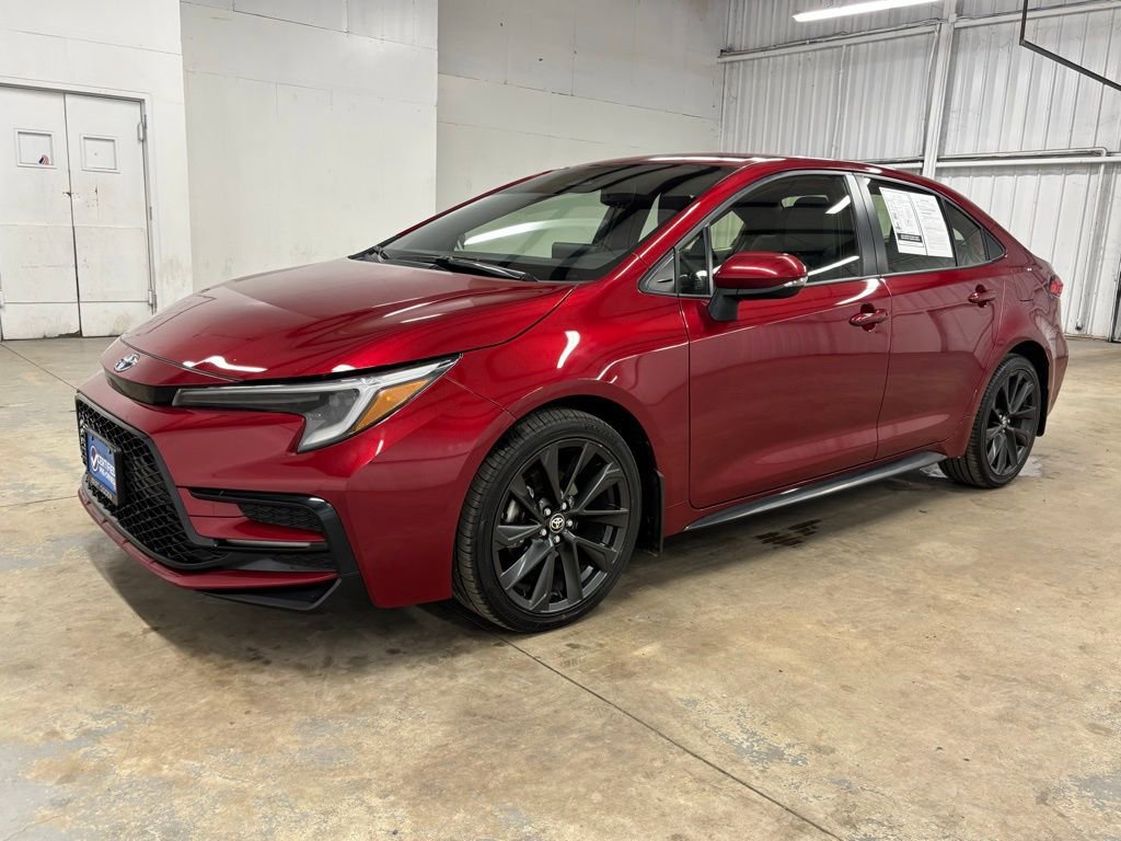 Used 2024 Toyota Corolla SE FWD image 4