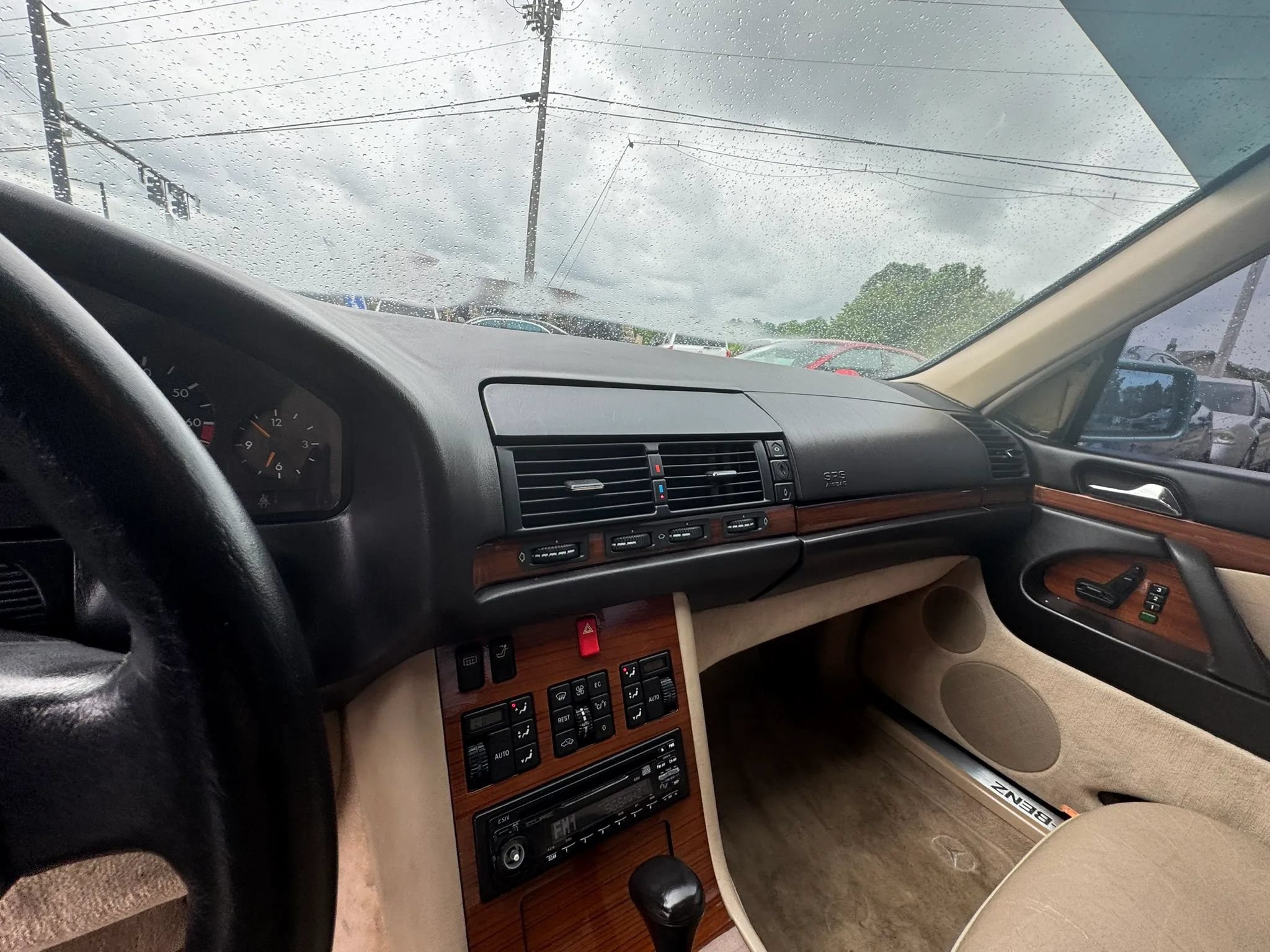 Used 1992 Mercedes-Benz 400 E image 16