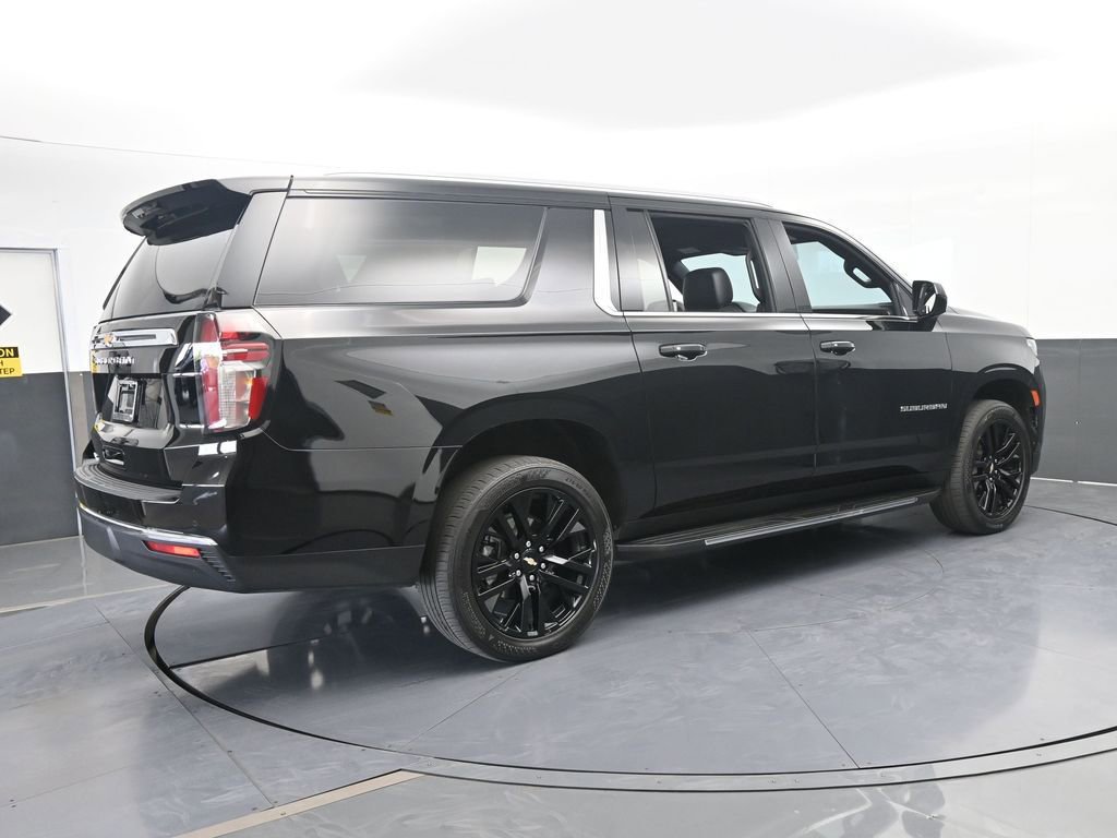 Used 2024 Chevrolet Suburban LS w/ Driver Alert Package RWD image 6