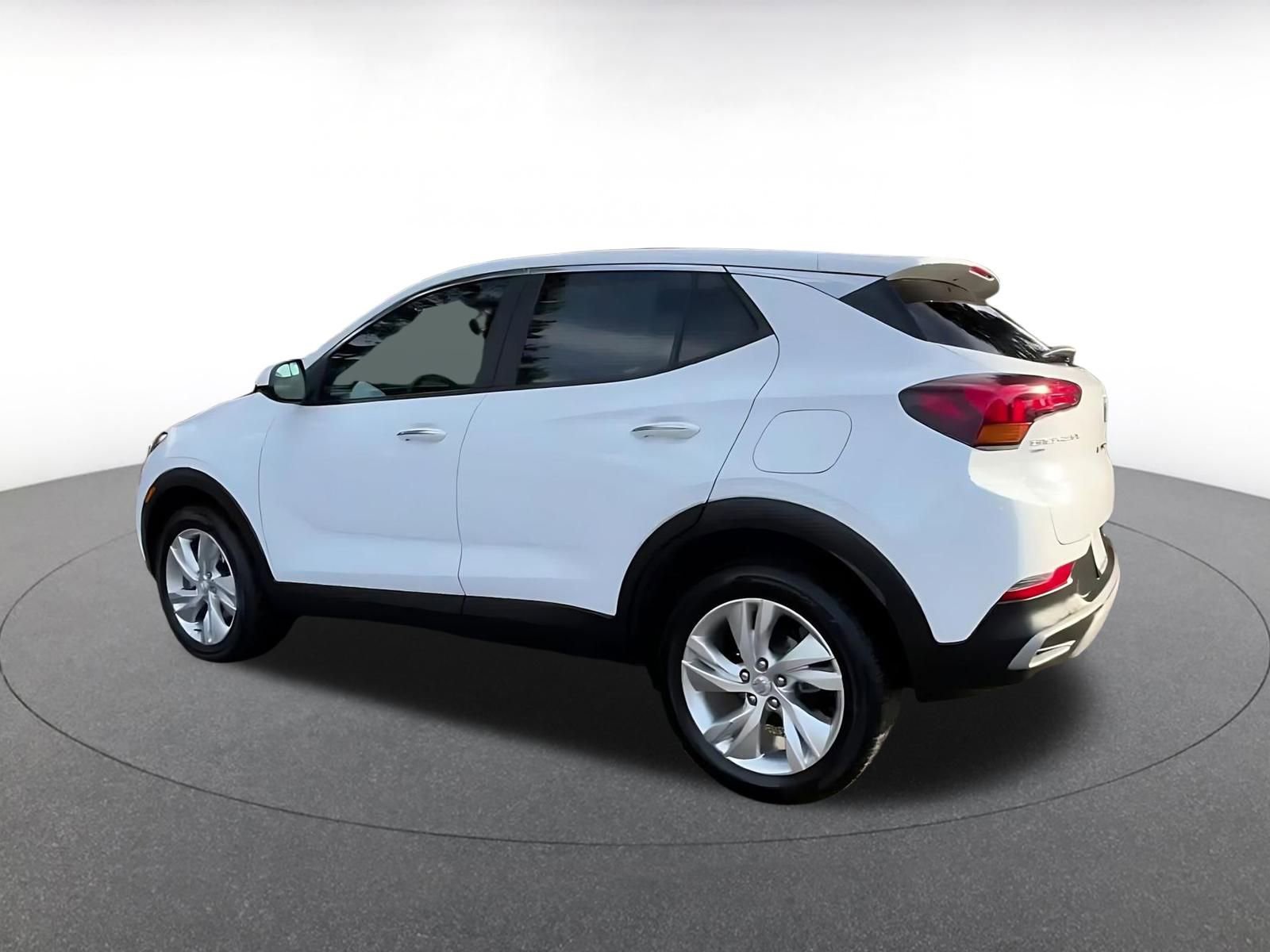 Used 2025 Buick Encore GX Preferred image 10
