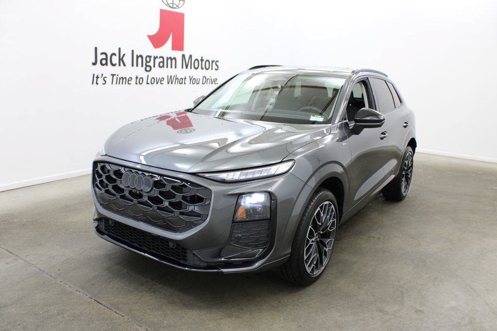 New 2026 Audi Q3 quattro 2.0T AWD/4WD image 2