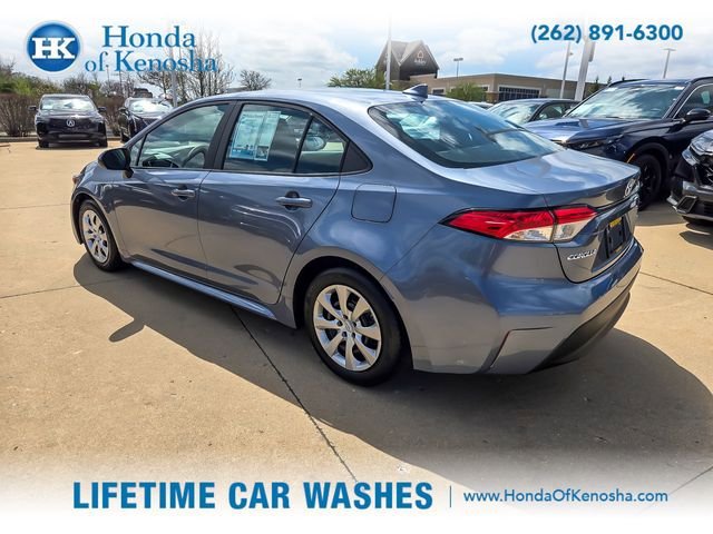 Used 2024 Toyota Corolla LE FWD image 3