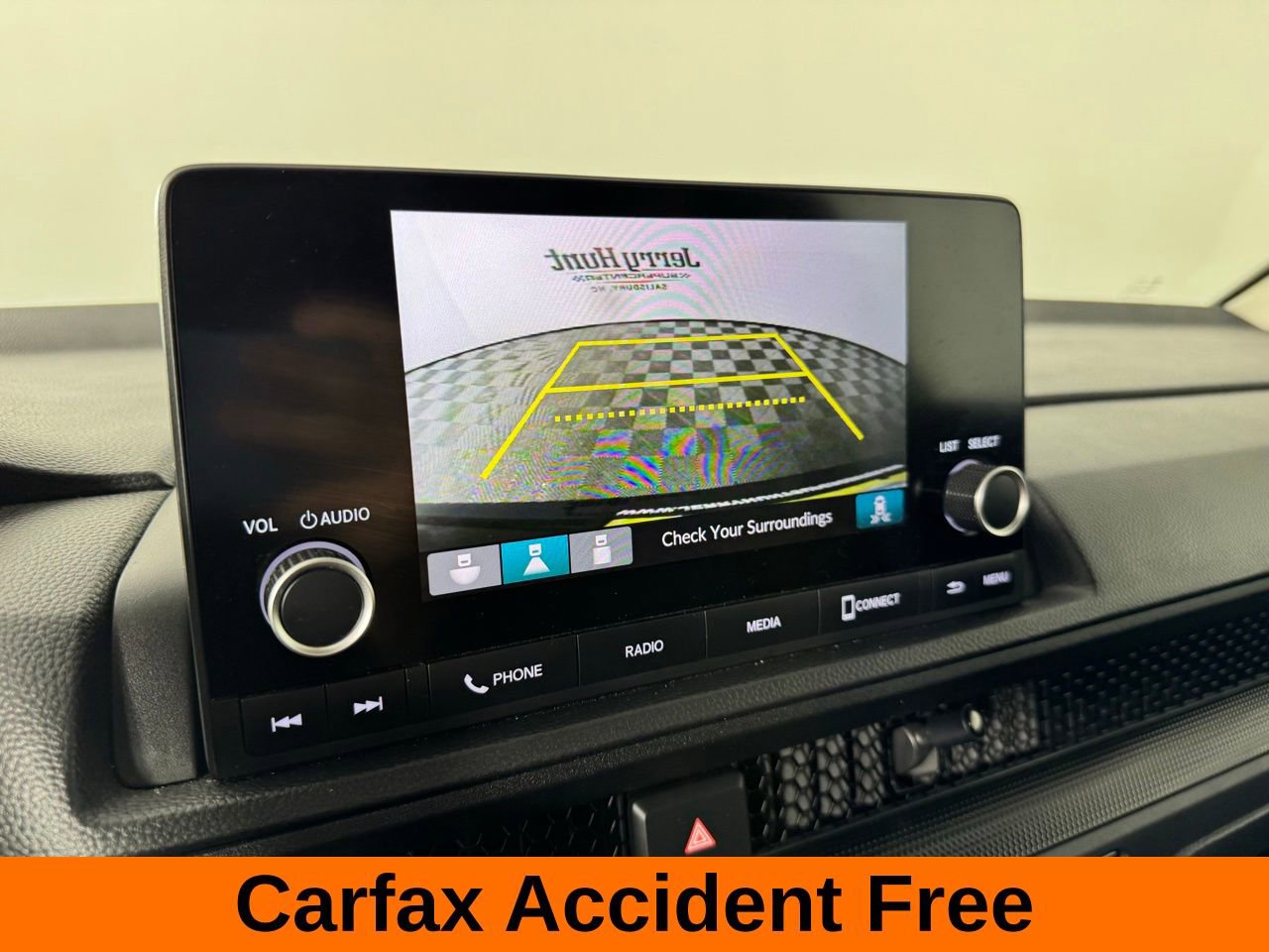 Used 2025 Honda CR-V EX image 3