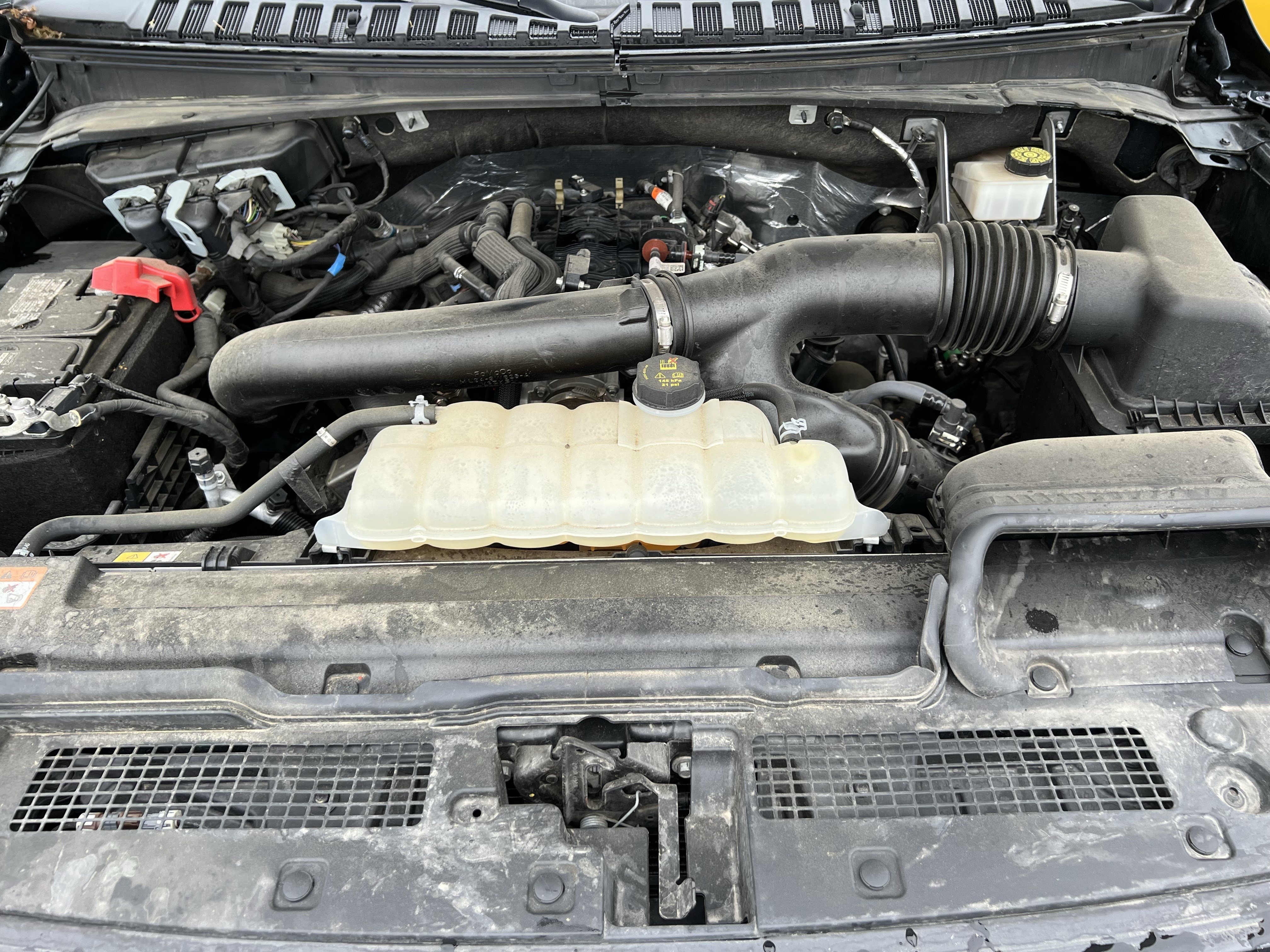 Used 2024 Ford Expedition Limited AWD/4WD image 36