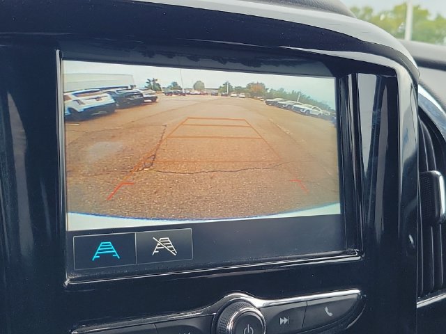 Used 2019 Chevrolet Traverse LT FWD image 18