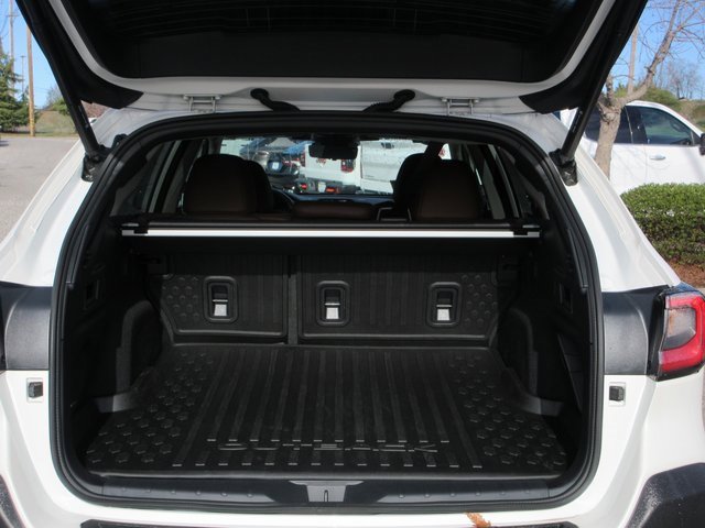 Used 2025 Subaru Outback Touring w/ Popular Package #2 image 7