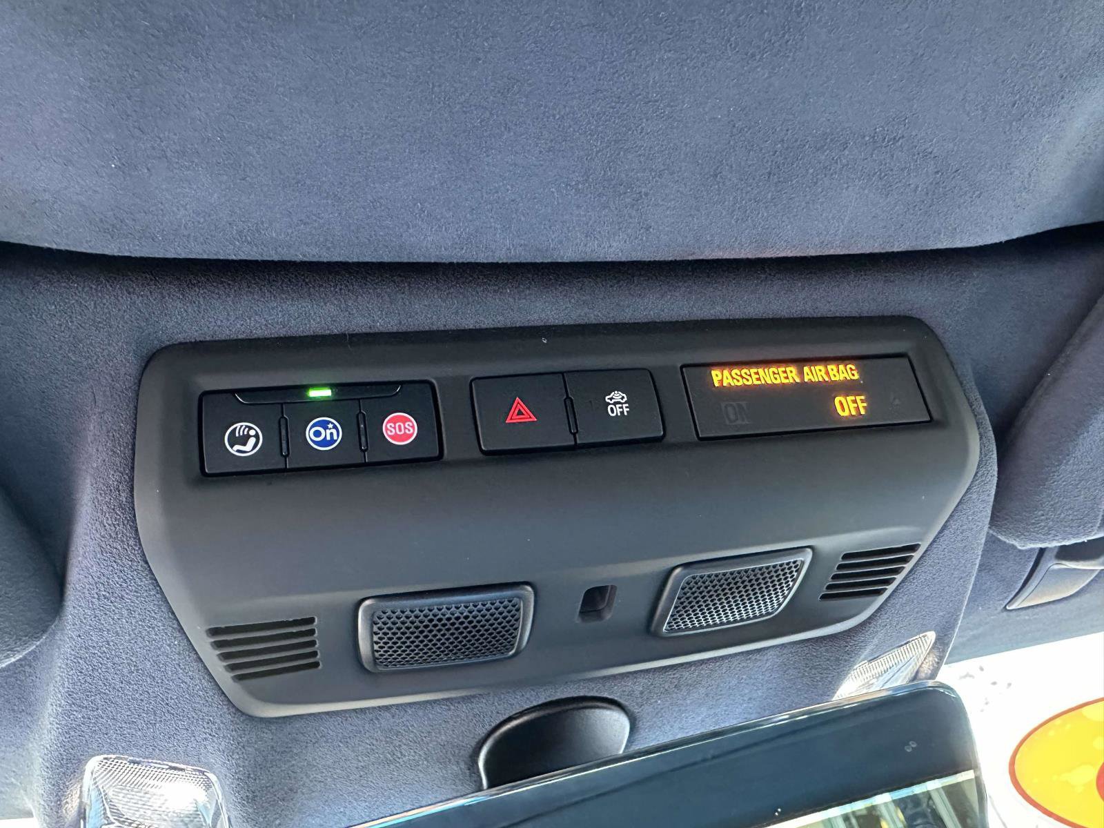 Used 2023 Chevrolet Corvette Stingray Premium Conv w/ Z51 Performance Package image 31