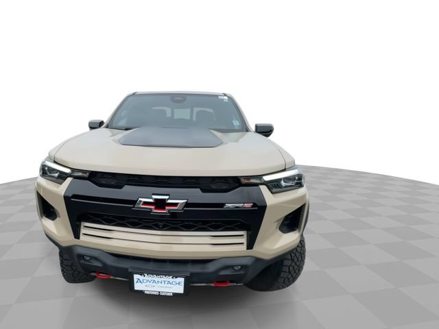 Certified 2024 Chevrolet Colorado ZR2 w/ ZR2 Convenience Package III AWD/4WD image 3