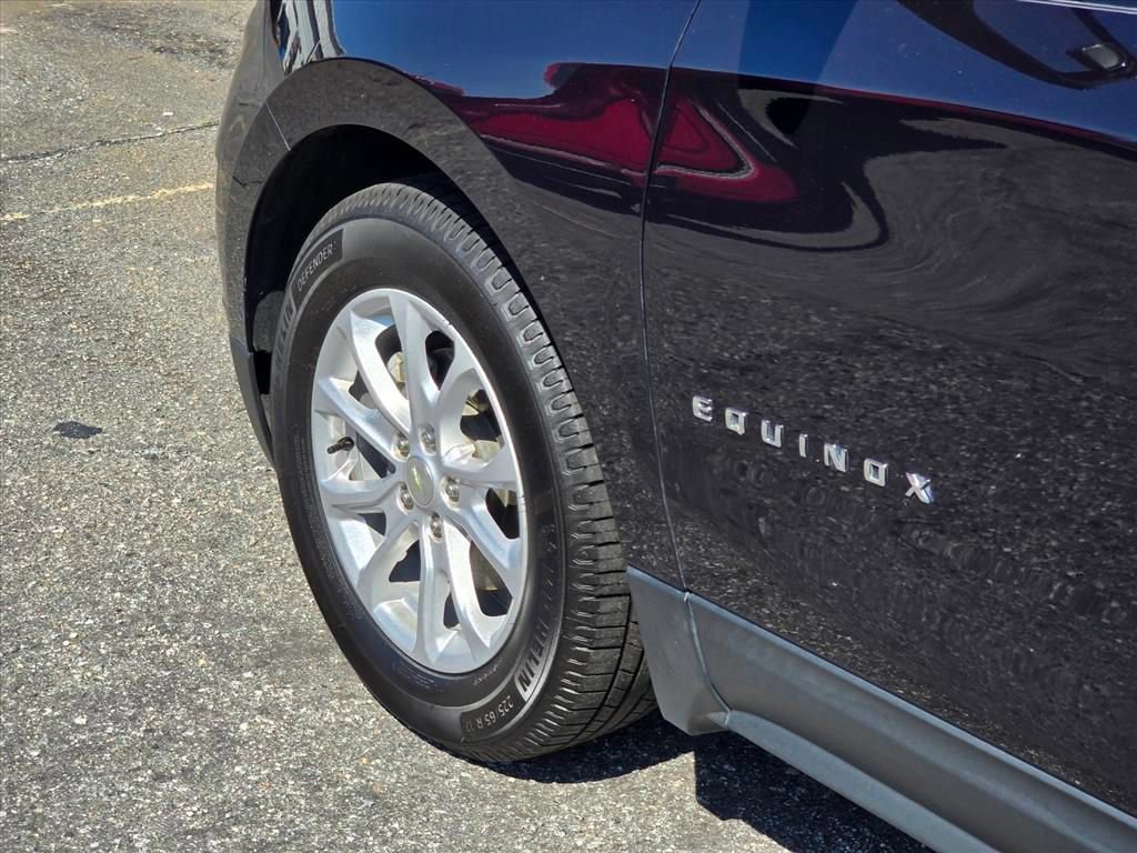 Used 2020 Chevrolet Equinox LS FWD image 19