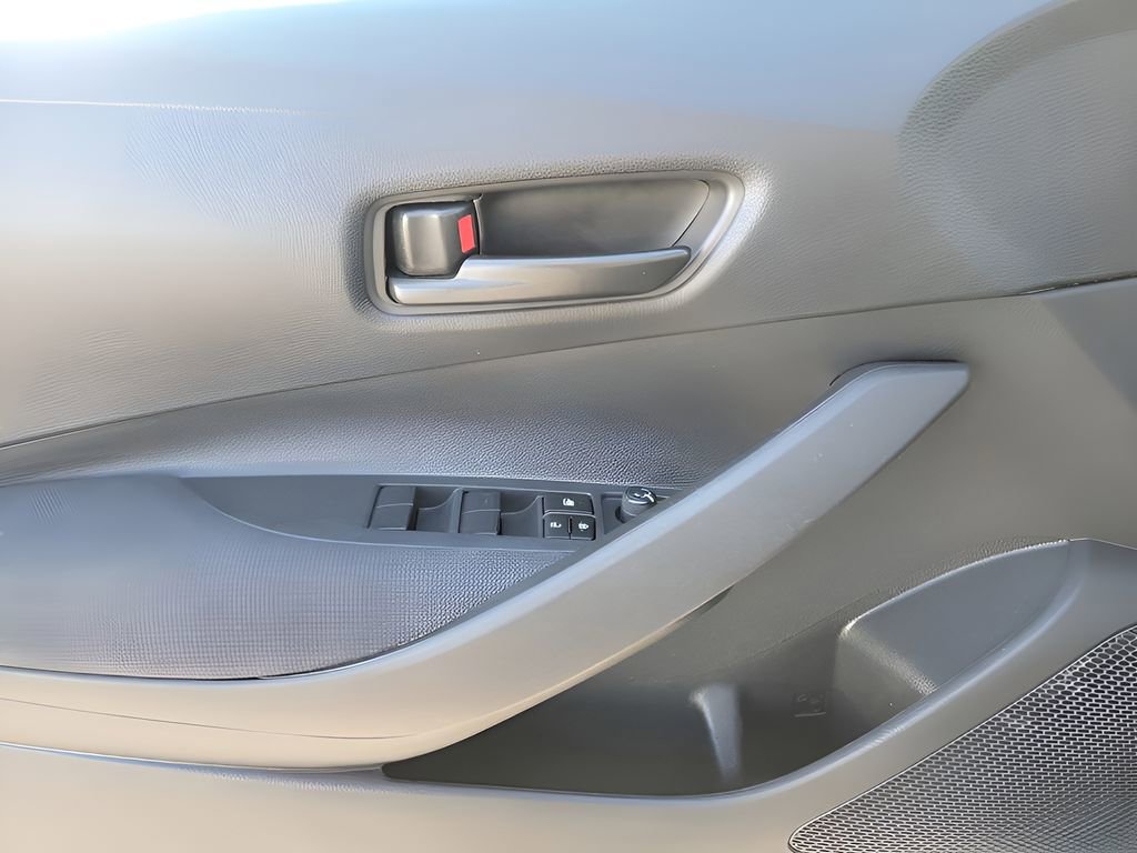 Used 2024 Toyota Corolla LE image 15