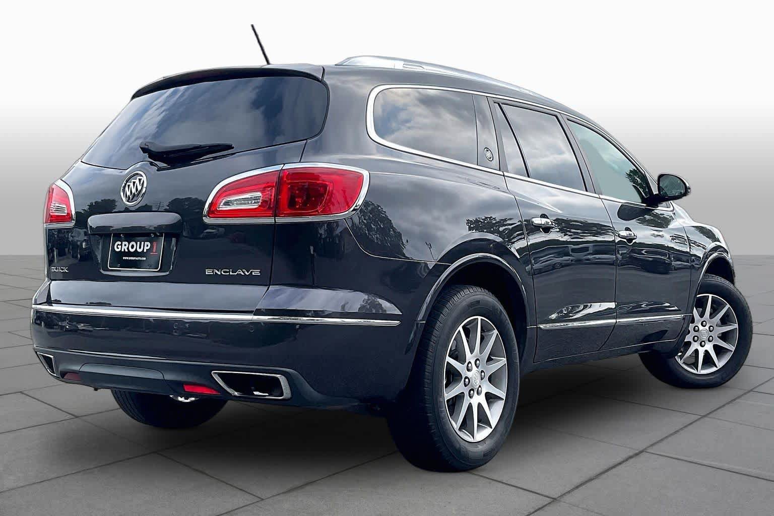 Used 2015 Buick Enclave Leather FWD image 11