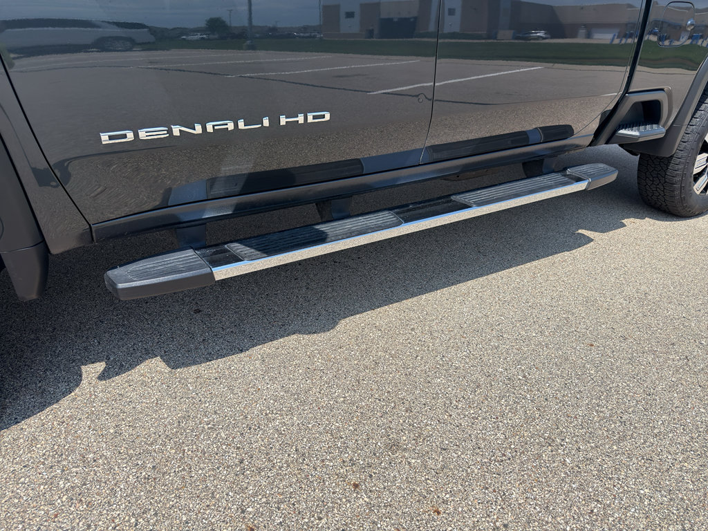 Used 2022 GMC Sierra 2500 Denali AWD/4WD image 11