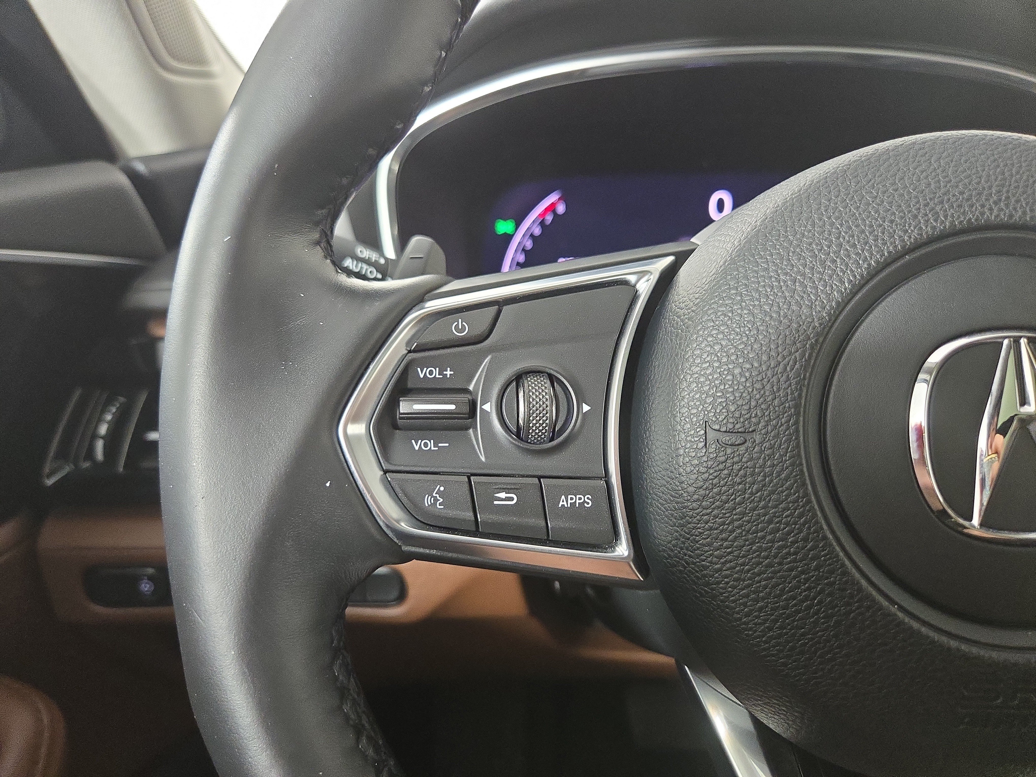 Used 2022 Acura MDX SH-AWD w/ Technology Package image 16