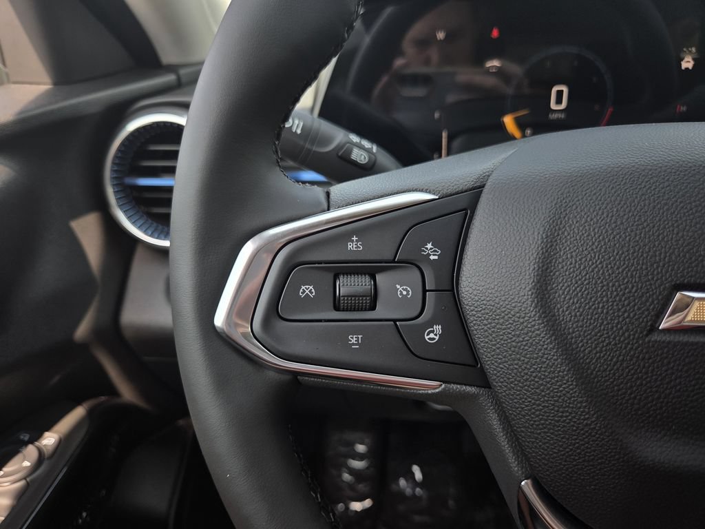 New 2026 Chevrolet Trax LT w/ Driver Confidence Package FWD image 31