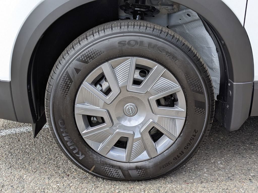New 2026 Nissan Kicks S FWD image 9