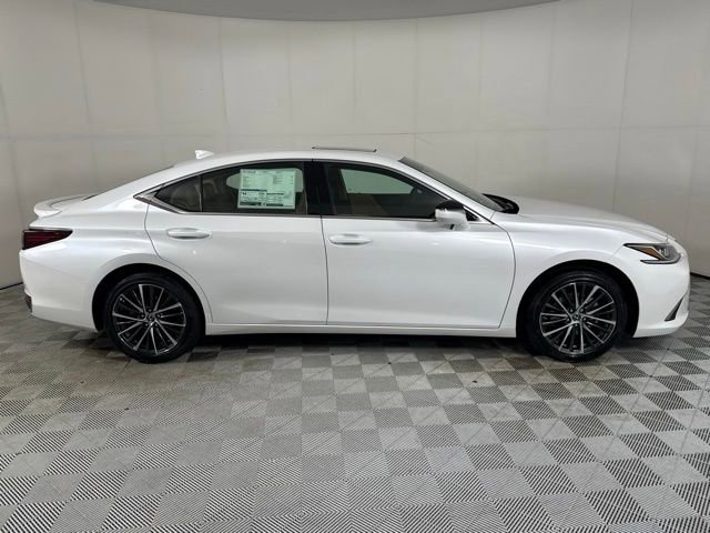New 2025 Lexus ES 300h w/ Premium Package image 8