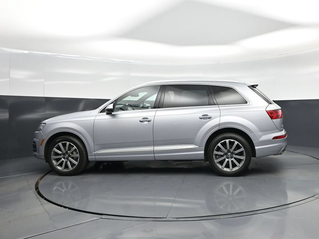 Used 2017 Audi Q7 3.0T Premium Plus w/ Premium Plus Package AWD/4WD image 33