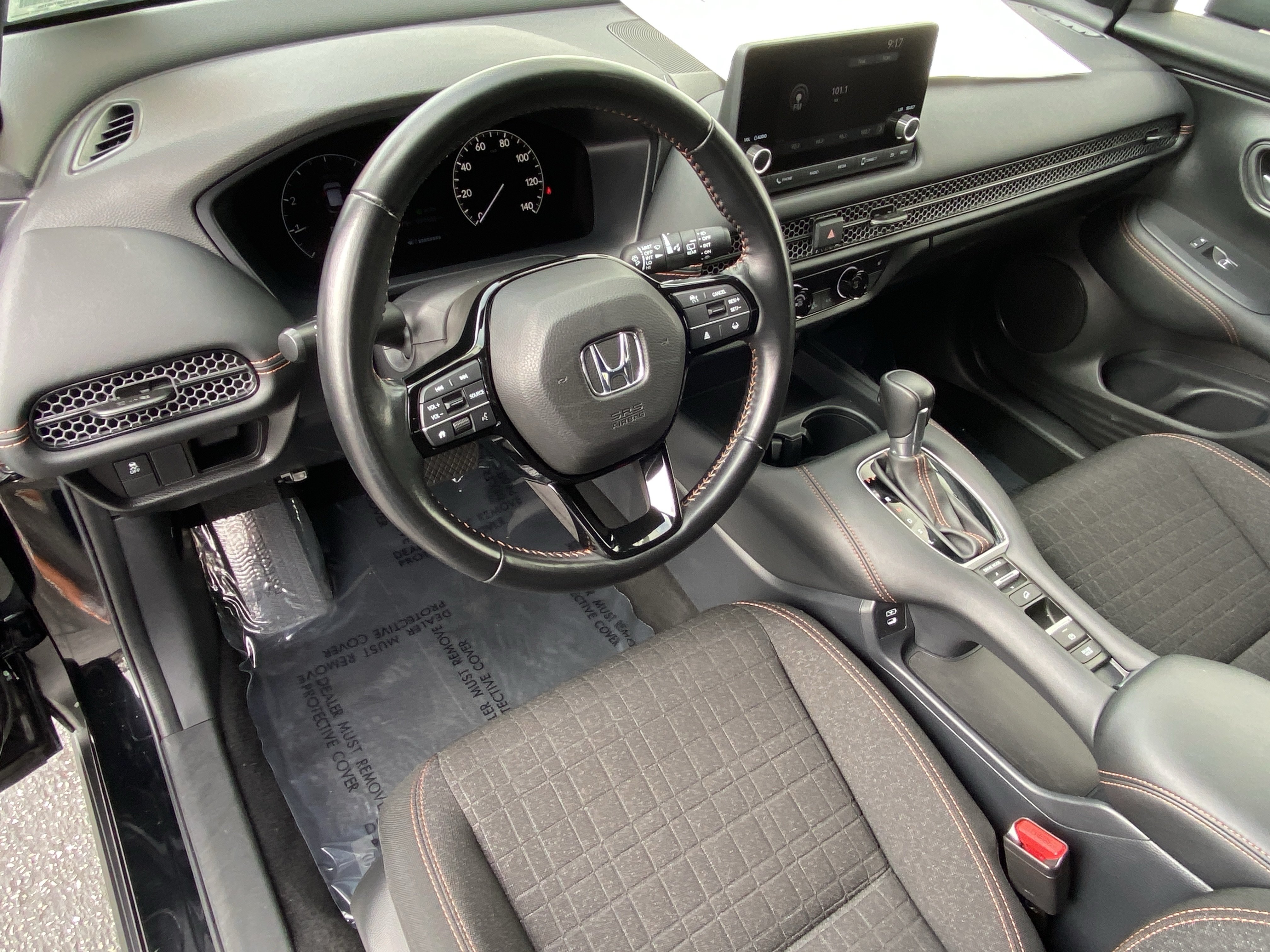 Used 2025 Honda HR-V Sport image 17