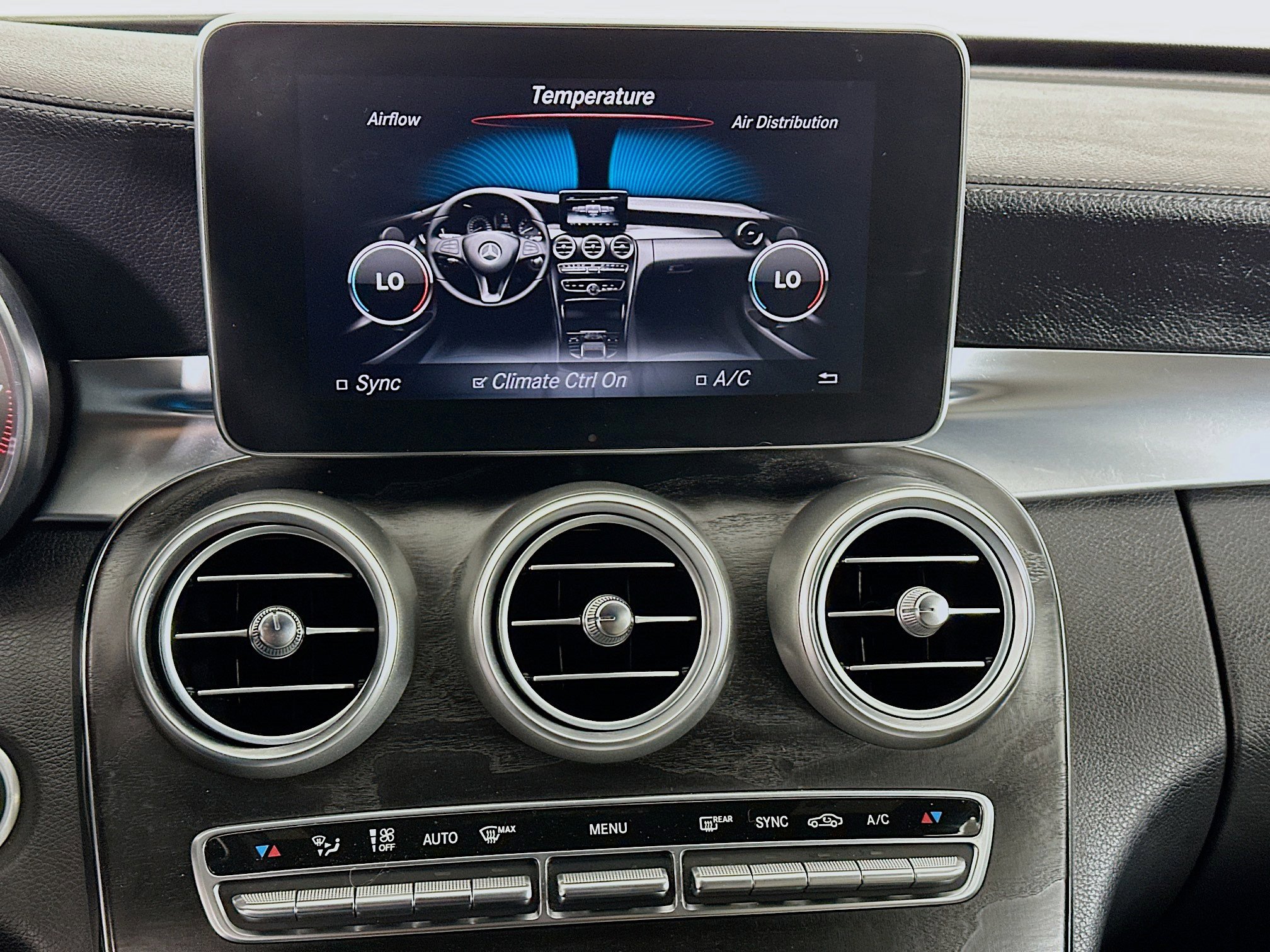 Used 2015 Mercedes-Benz C 400 4MATIC image 23