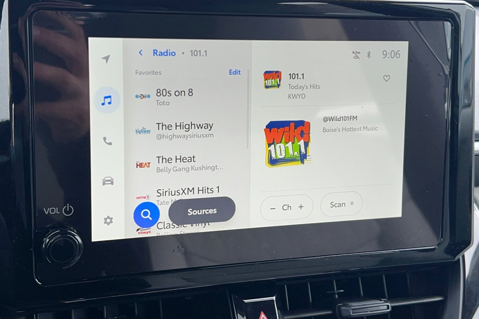 New 2026 Toyota Corolla Cross L image 15