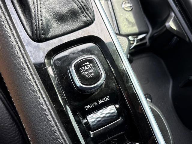 Used 2020 Volvo XC90 T6 Momentum image 17
