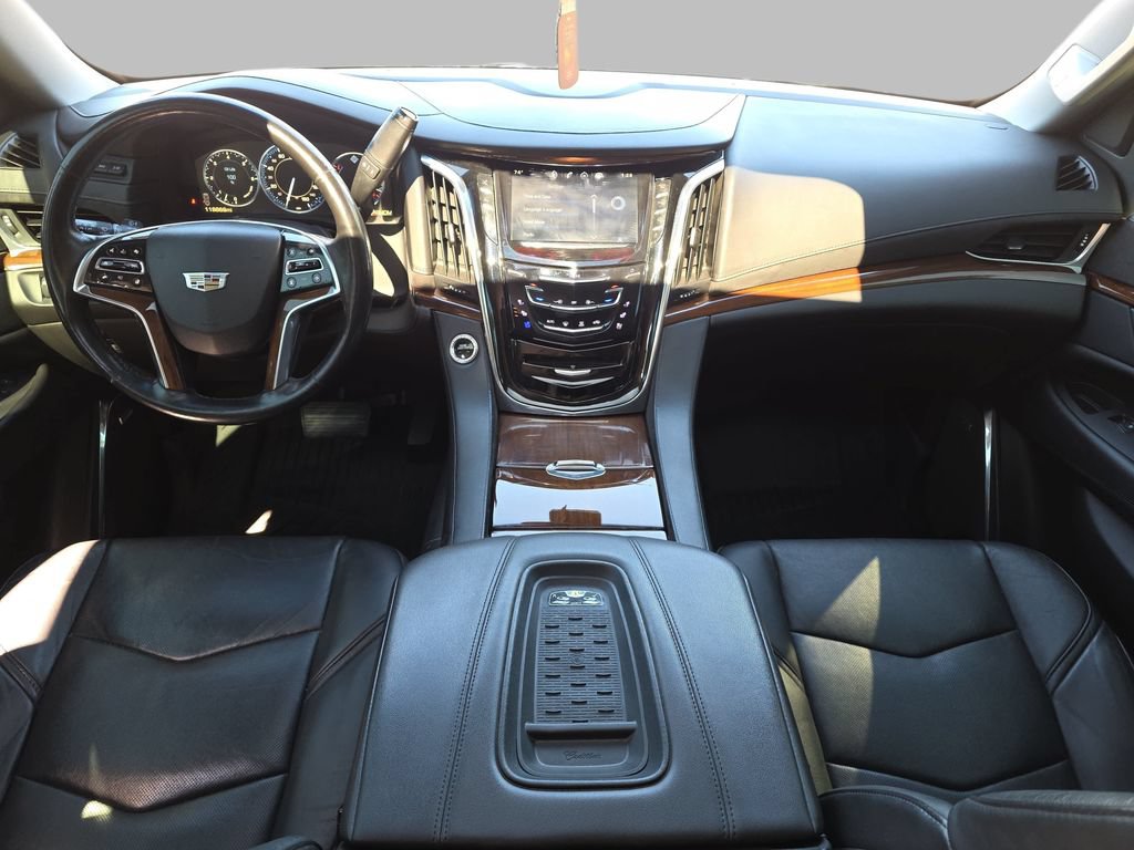 Used 2015 Cadillac Escalade Premium AWD/4WD image 11