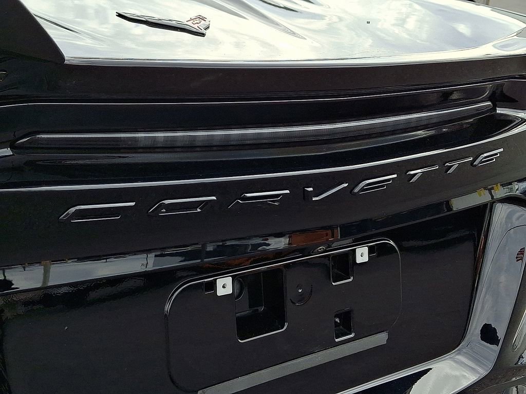 Used 2025 Chevrolet Corvette Z06 RWD image 29