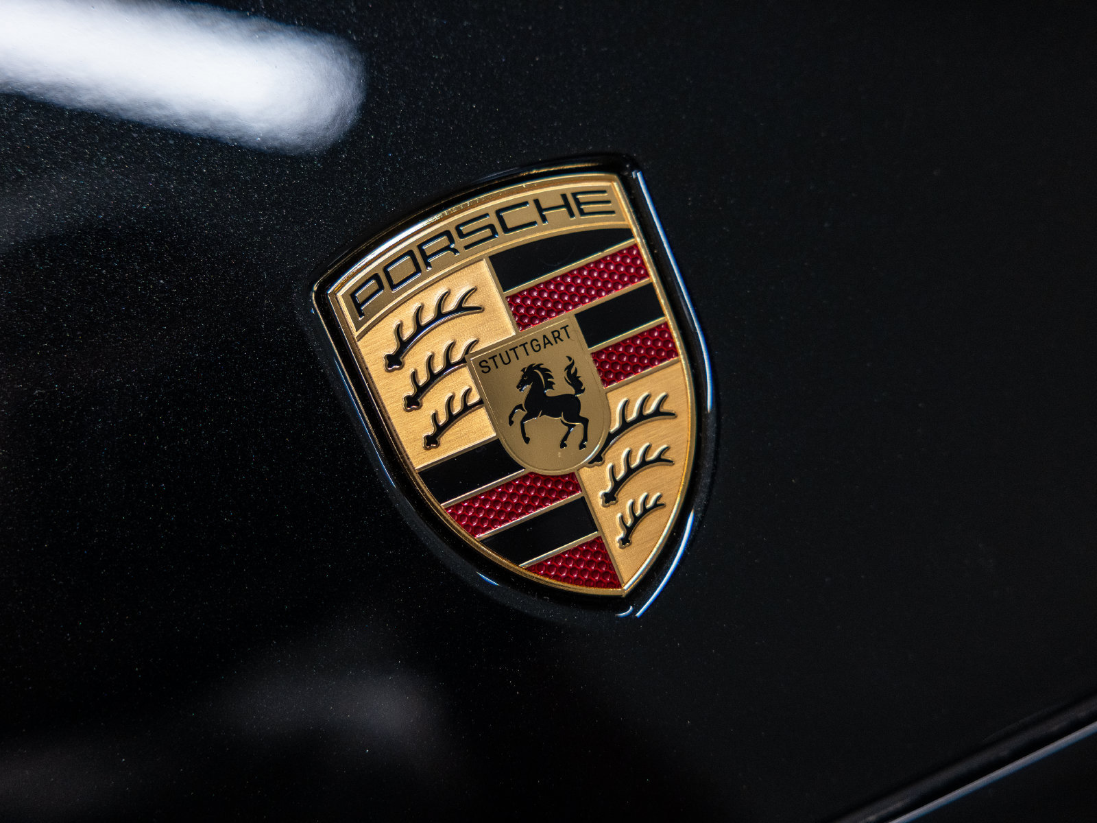 Certified 2025 Porsche Cayenne S w/ Premium Package Plus AWD/4WD image 20