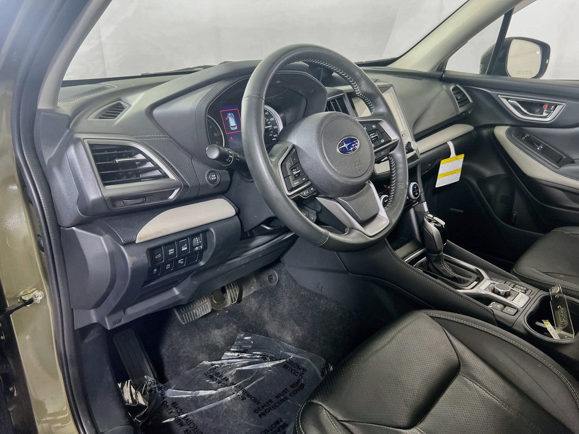 Used 2022 Subaru Forester Limited AWD/4WD image 9