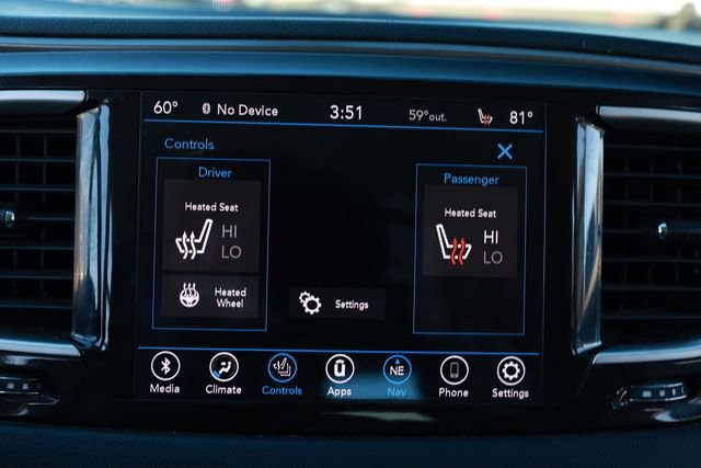 Used 2020 Chrysler Pacifica Touring-L Plus image 47