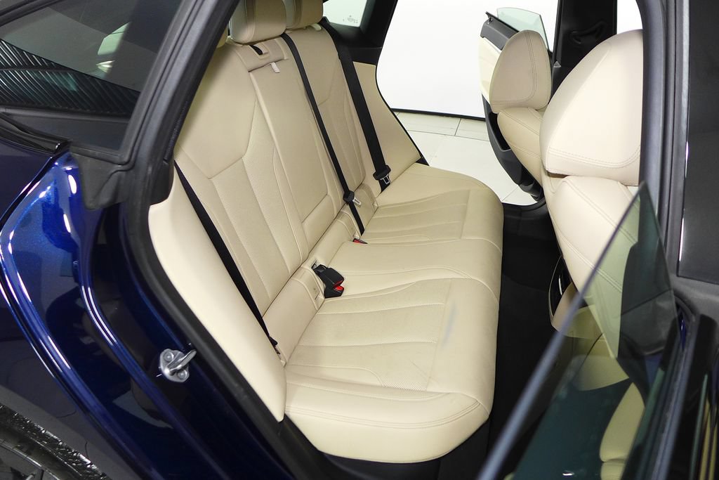 Used 2023 BMW i4 eDrive35 w/ Premium Package RWD image 20