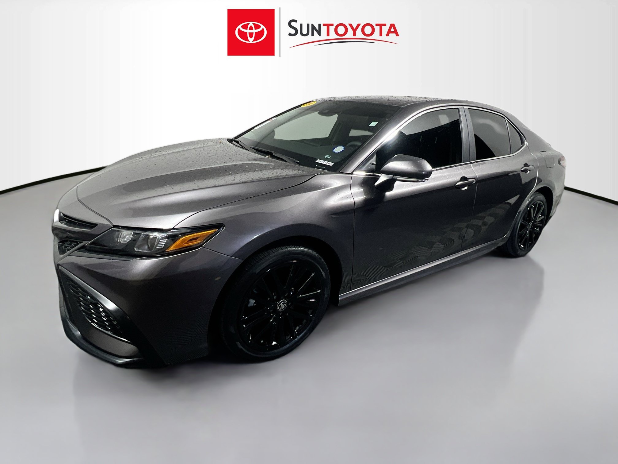 Used 2024 Toyota Camry SE FWD image 9