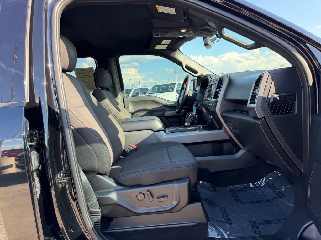 Used 2019 Ford F150 XLT w/ Equipment Group 302A Luxury AWD/4WD image 21