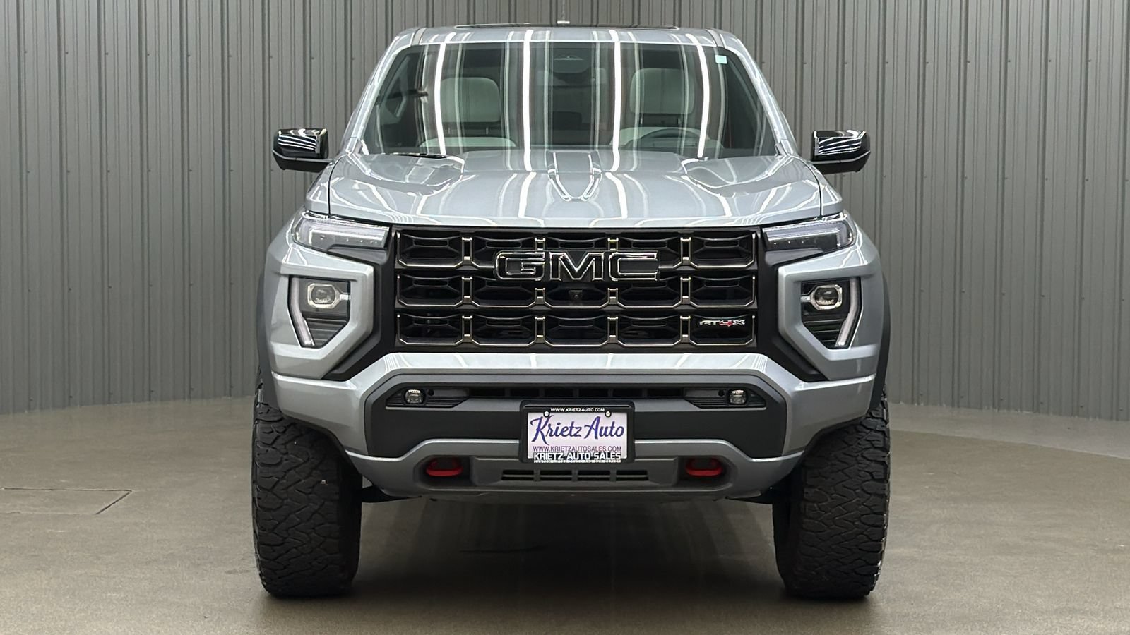 Used 2025 GMC Canyon AT4 w/ AT4X Package AWD/4WD image 8