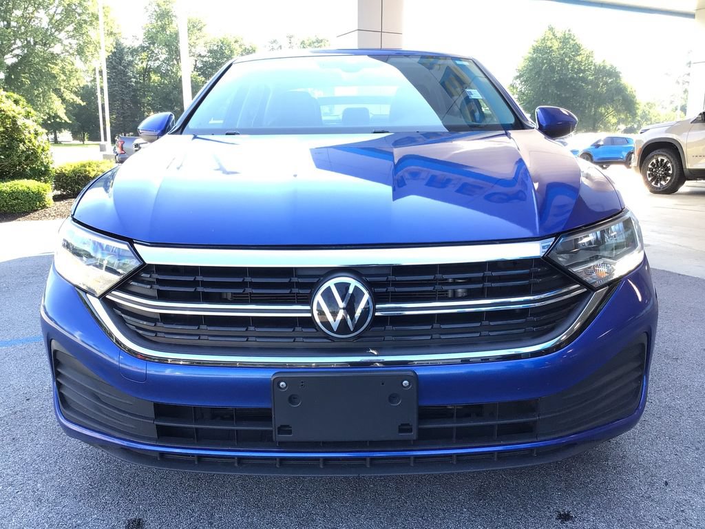 Used 2024 Volkswagen Jetta SE FWD image 14