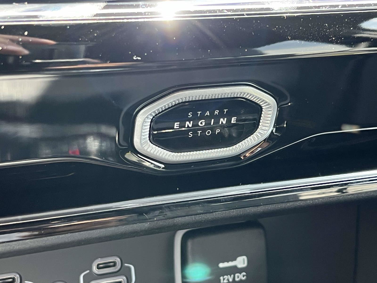 New 2026 Jeep Grand Cherokee Altitude AWD/4WD image 26