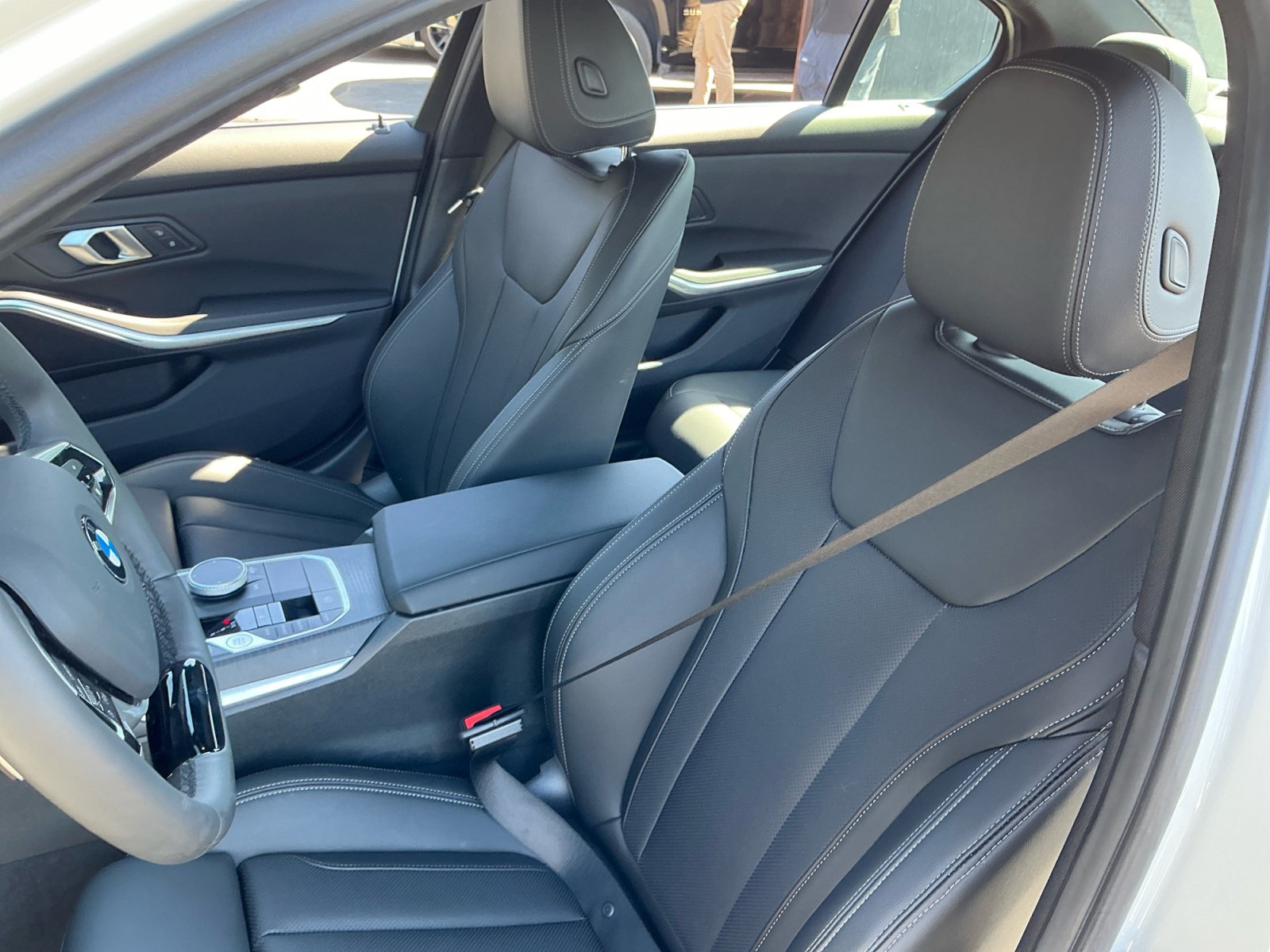 Used 2025 BMW 330i Sedan RWD image 18