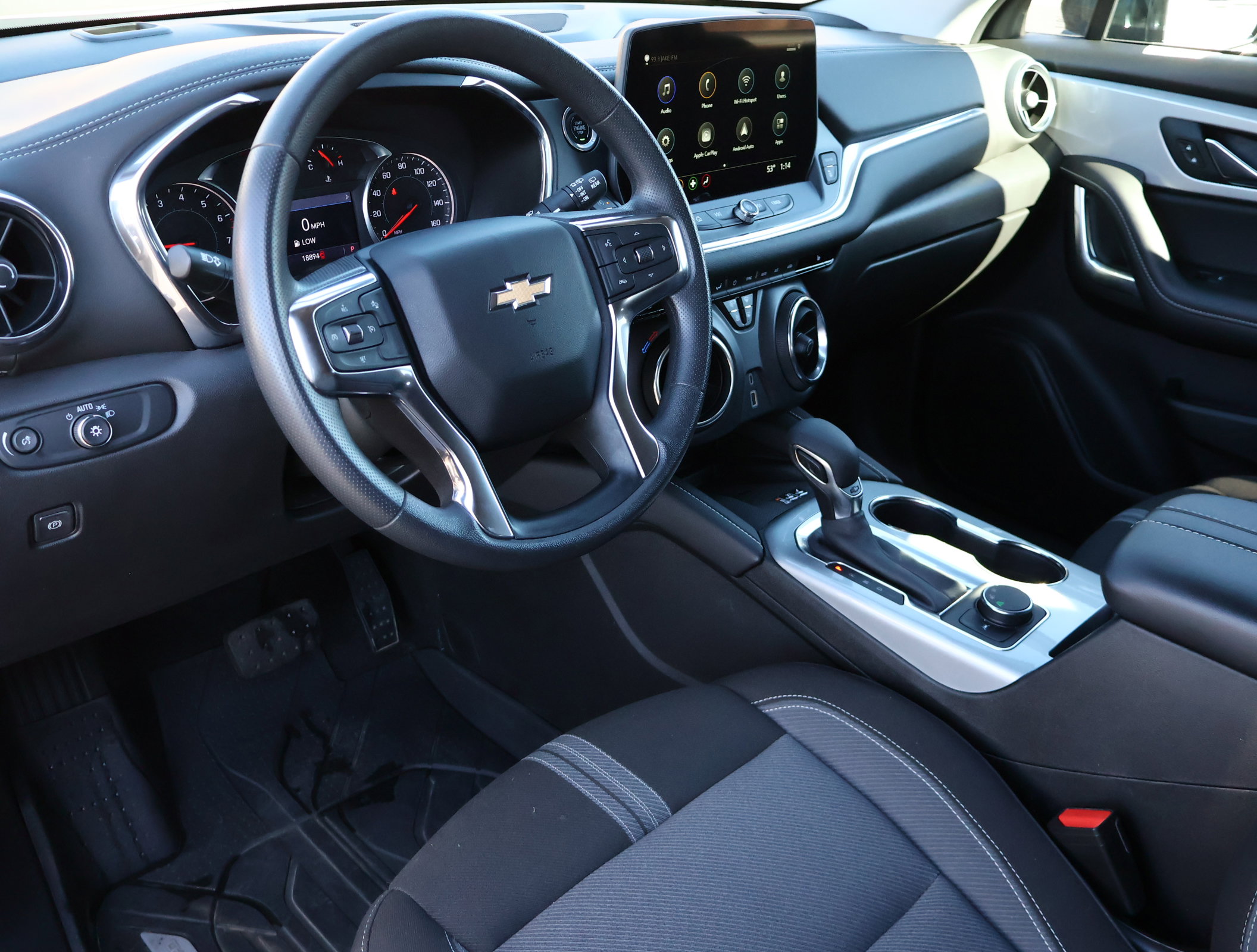 Certified 2024 Chevrolet Blazer LT w/ Convenience Package image 3