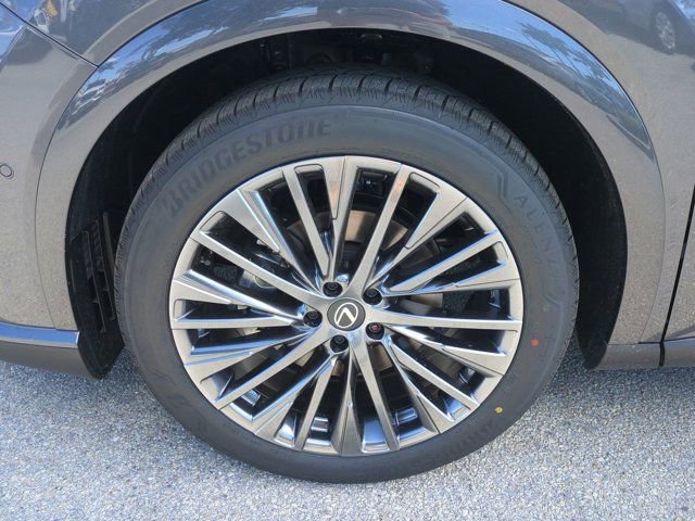 New 2026 Lexus RX 450h AWD image 11